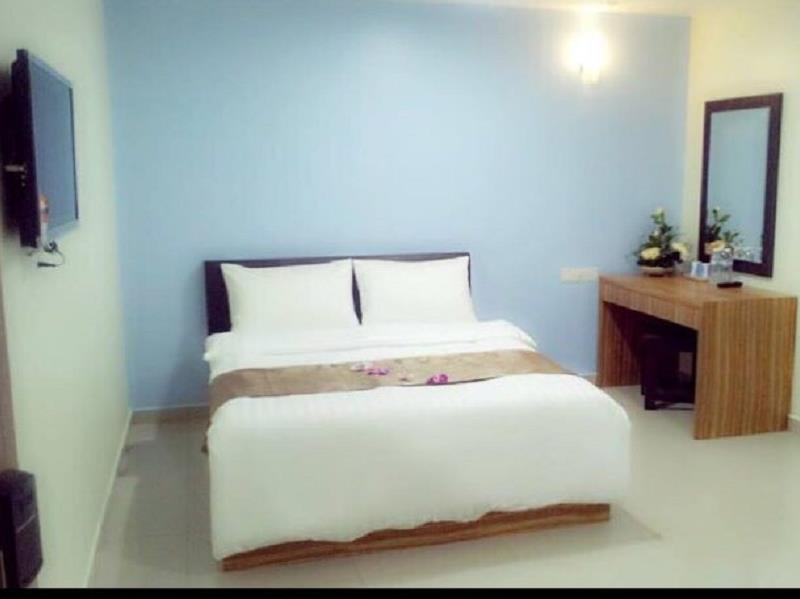 Brezza Hotel Lumut Ngoại thất bức ảnh