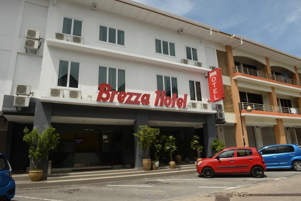 Brezza Hotel Lumut Ngoại thất bức ảnh